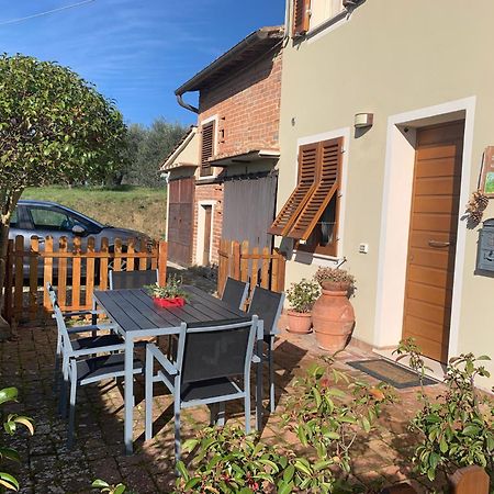 Casale La Giara Apartment Sorrezzana Bagian luar foto